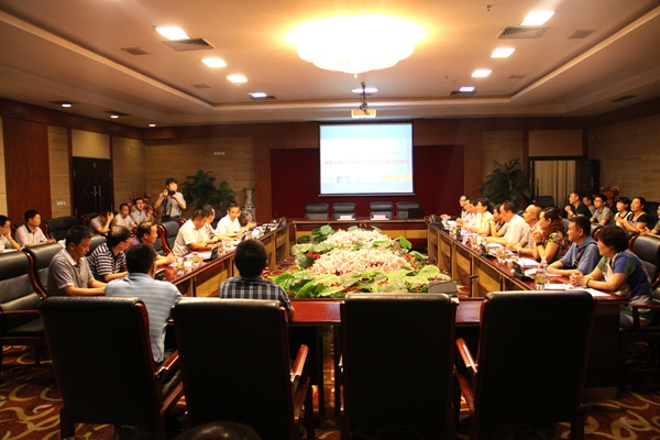 四川應(yīng)用技術(shù)職業(yè)學(xué)院干部和教師骨干前往四川工程職業(yè)技術(shù)學(xué)院開展姊妹學(xué)校合作交流活動(dòng) (1)_副本.jpg